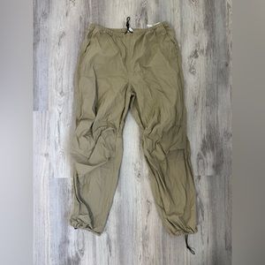H&M Divided cargo pant